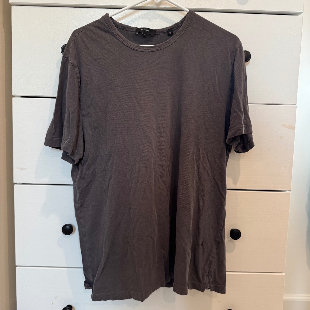 Vince T Shirt - Gently worn - size M